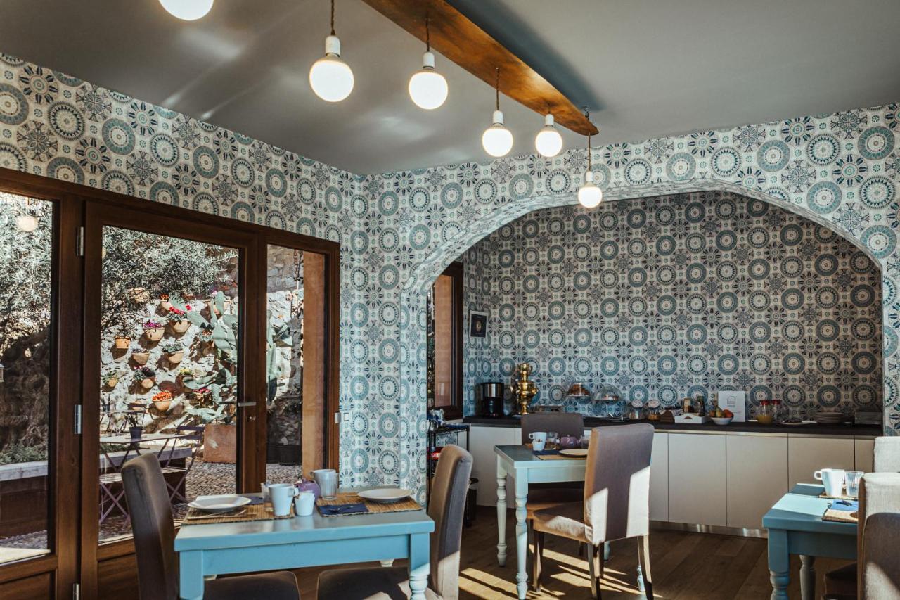 Antico Borgo Con - Adults Only Couette-café