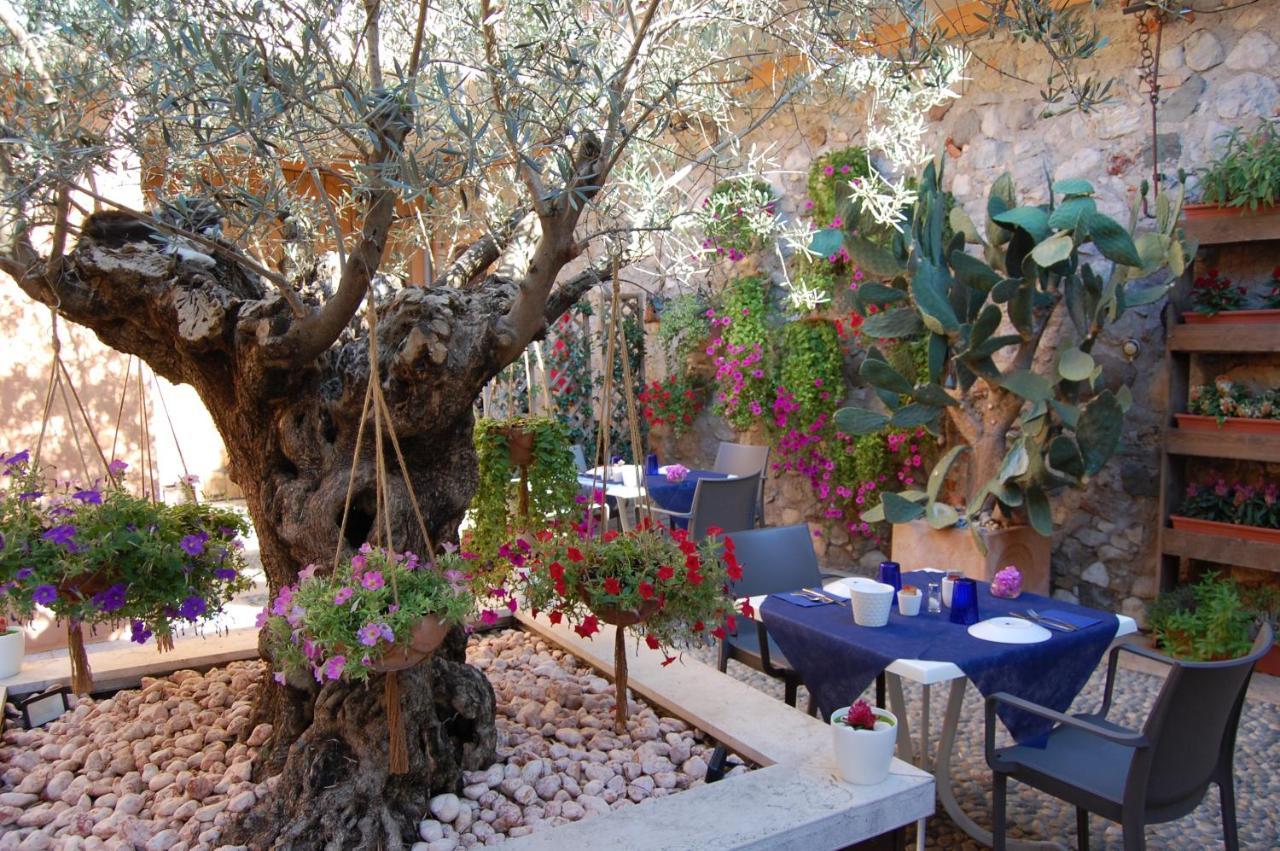 Antico Borgo Con - Adults Only Couette-café 3*